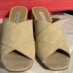 Chinese Laundry Kristin Cavallari Women's Luvvock Kid Suede Mule, Vanilla